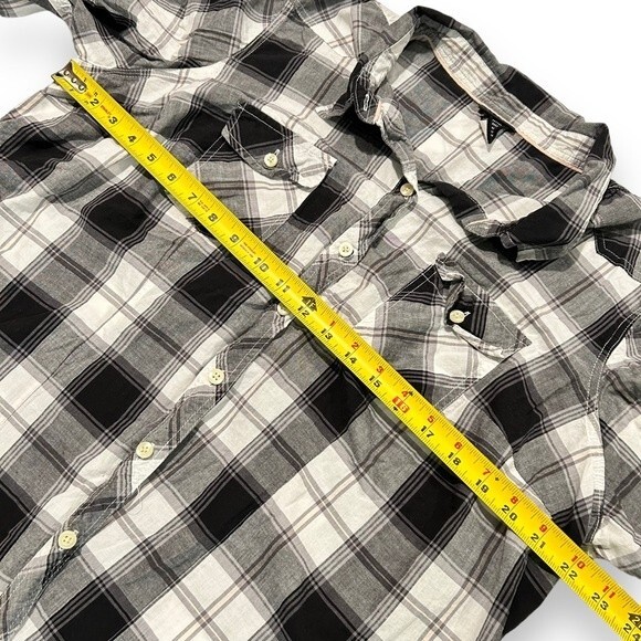 Torrid Plaid Long Sleeve Button Down Shirt Size 2 - Picture 6 of 8
